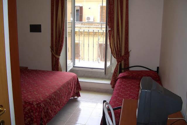 Hotel Euro Quiris Roma Eksteriør bilde